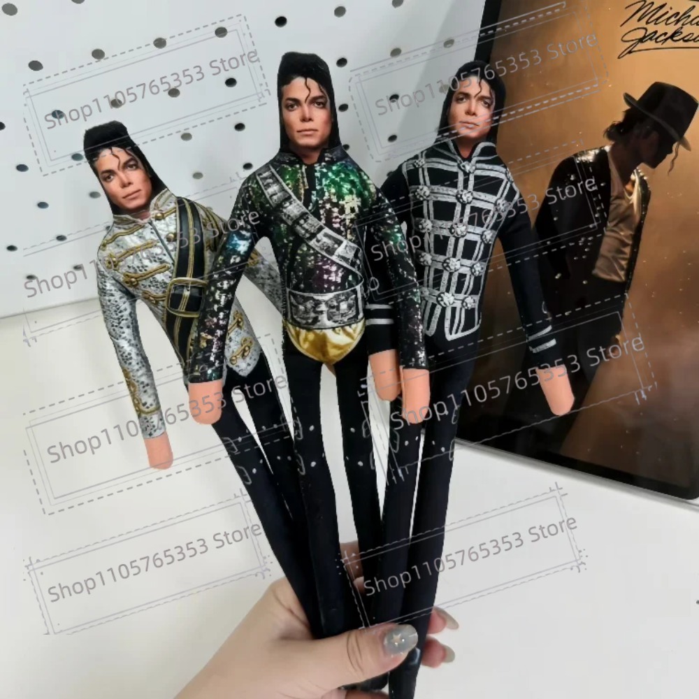 Nuove 6 Bambole di Peluche da  - Cosplay Prop recensione e prezzo